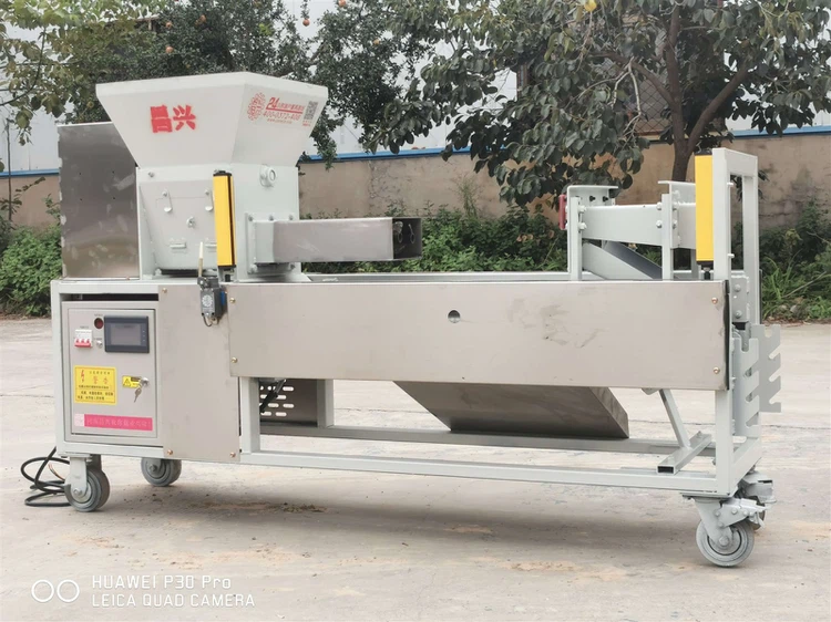 Space-Saving bagging machine for mushroom Space-Saving bagging machine for mushroom