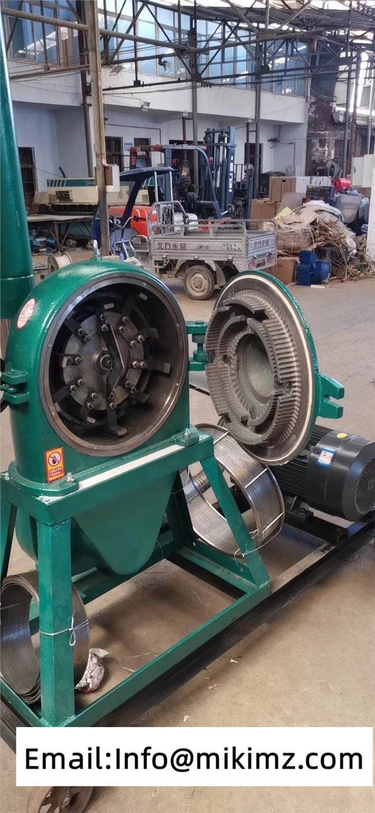 Broyeur à marteaux pour machine à broyer le maïs