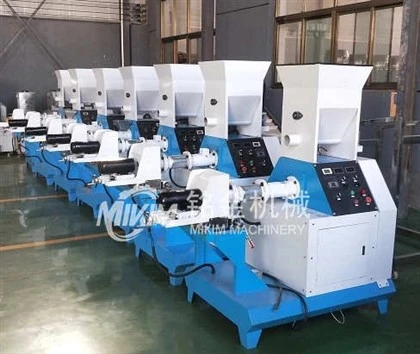 Extrudeuse alimentaire faisant la machine