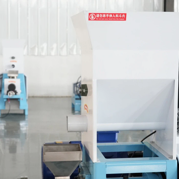 Strong Stability Floating Feed Extruder price